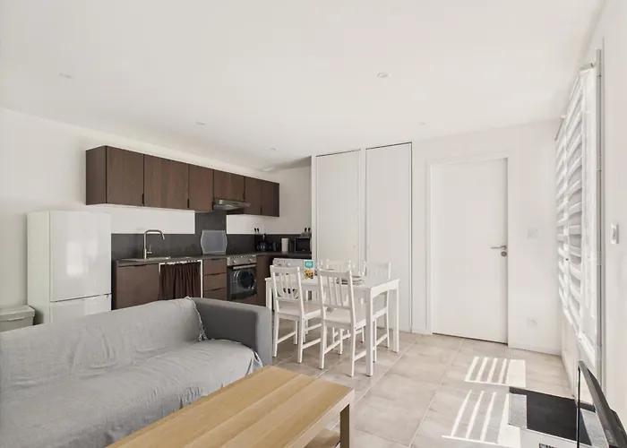 Apartman Pour 2 A St-jean-de-mont Avec Jardin